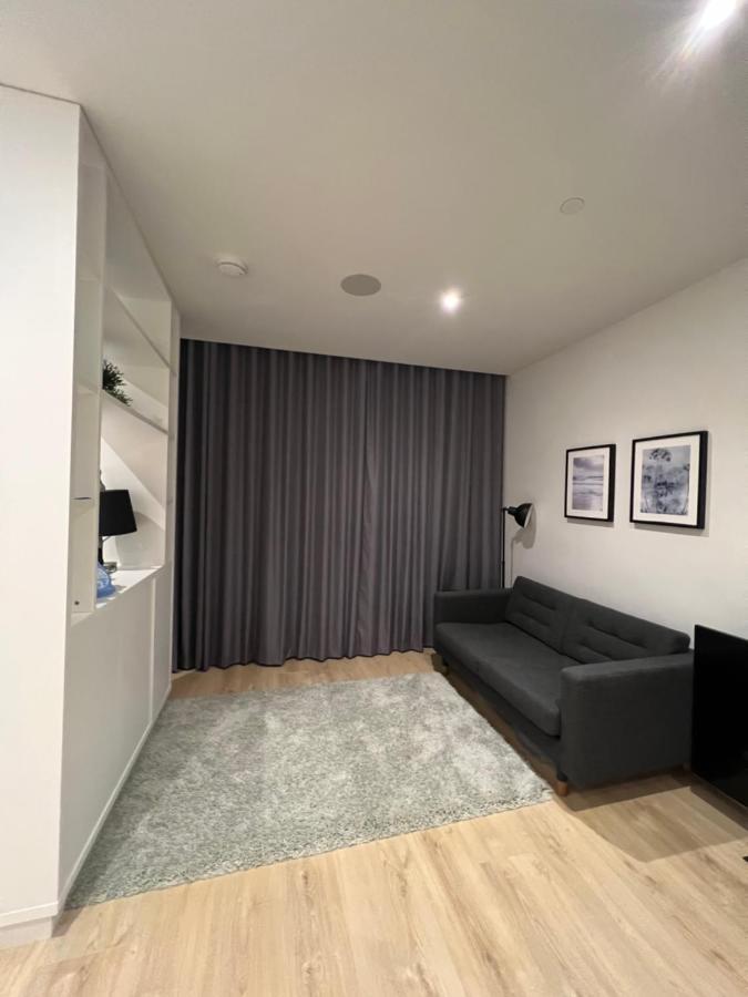 London Heathrow Airport Apartment Voyager House Terminal 12345 - Ev Electric And Parking Available Hillingdon Extérieur photo