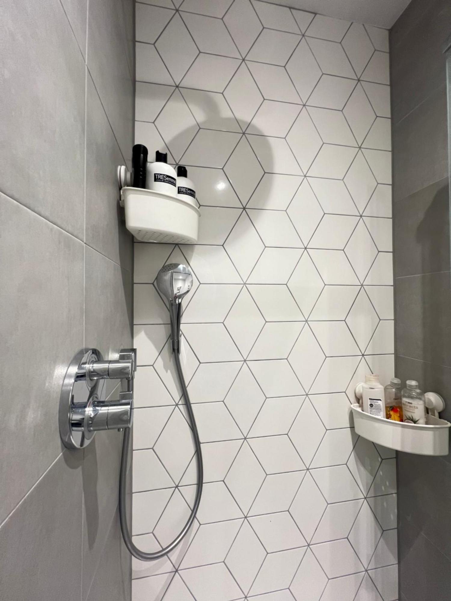 London Heathrow Airport Apartment Voyager House Terminal 12345 - Ev Electric And Parking Available Hillingdon Extérieur photo